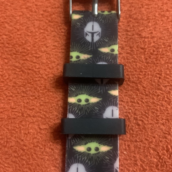 Star Wars Mandalorian Baby Yoda LCD Flip Top Spinner Watch - Picture 4 of 8